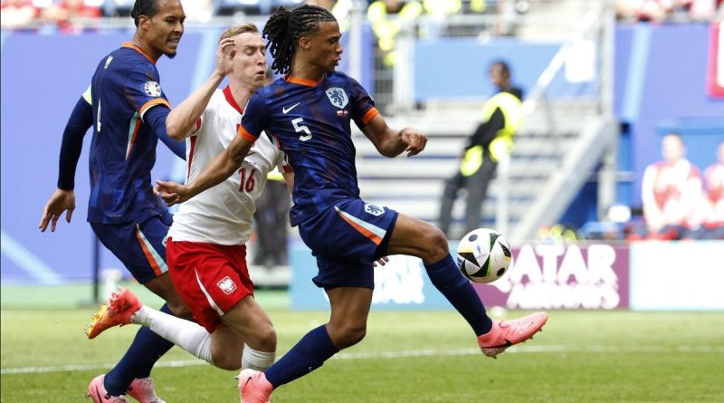 Nathan Åke och Citys engelska kontingent vinner på Euro 24