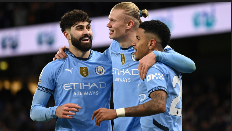 fotballdrakt med navn Brentford mot Manchester City